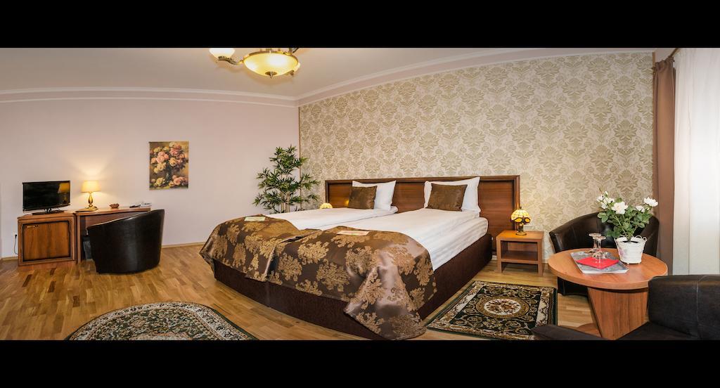 Hotel Boutique Bulevard Sighişoara Oda fotoğraf