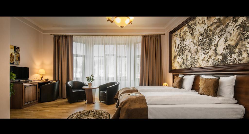 Hotel Bulevard Sighişoara Oda fotoğraf